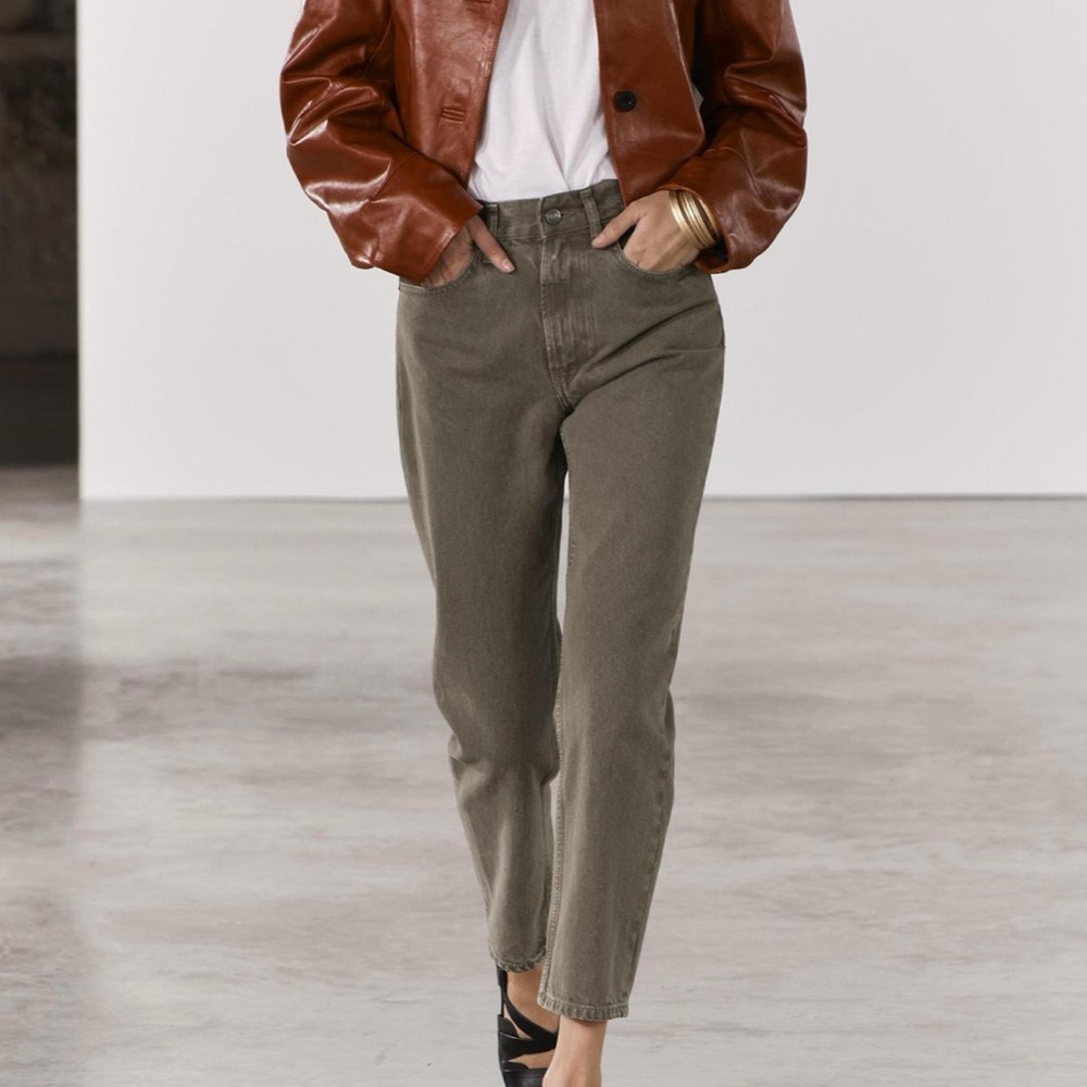 🆕 2024 ZARA CROPPED MID WAIST JEANS